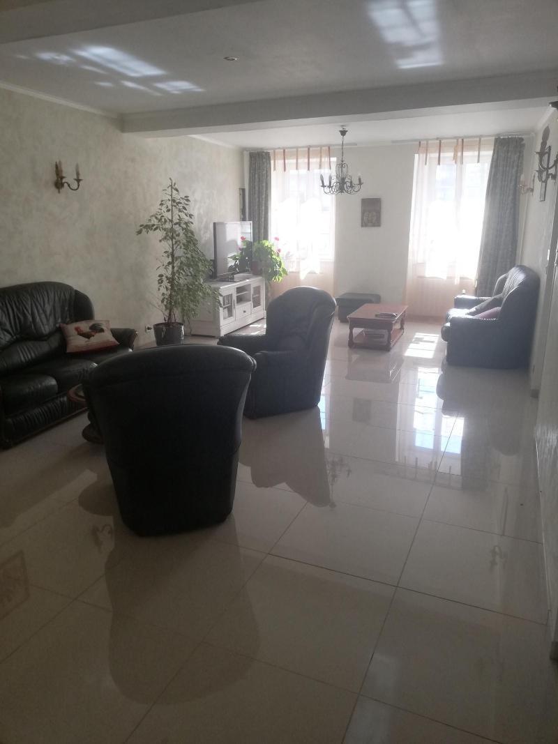 Au Pied Du Chateau Bed & Breakfast 2*